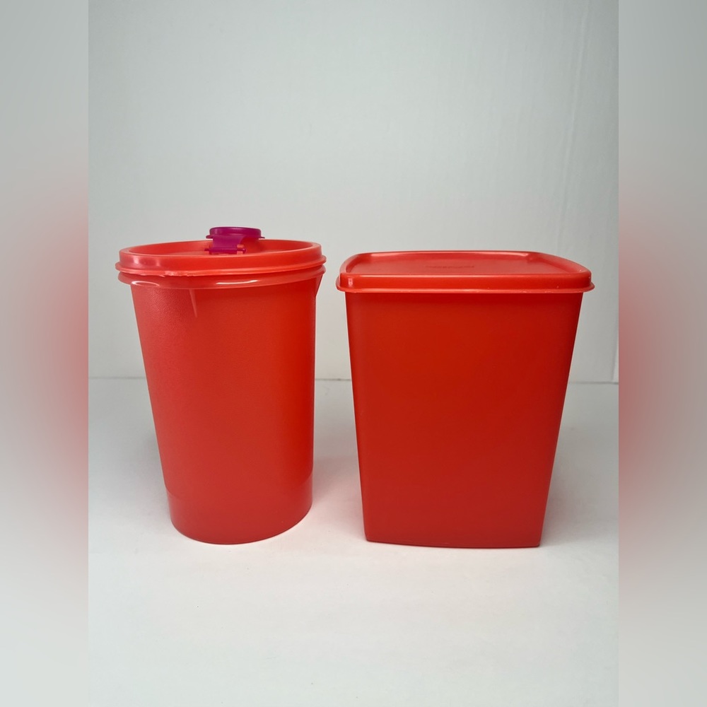 Vintage Tupperware RED Handolier Container‎ 321-5 Lid 563-9 Flap 5641 storage